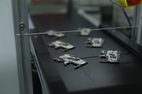 追求极致的业界标杆 探索OPPO R15品质工厂之旅